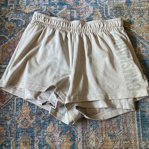 Gymshark Shorts Cream Camo Size Small